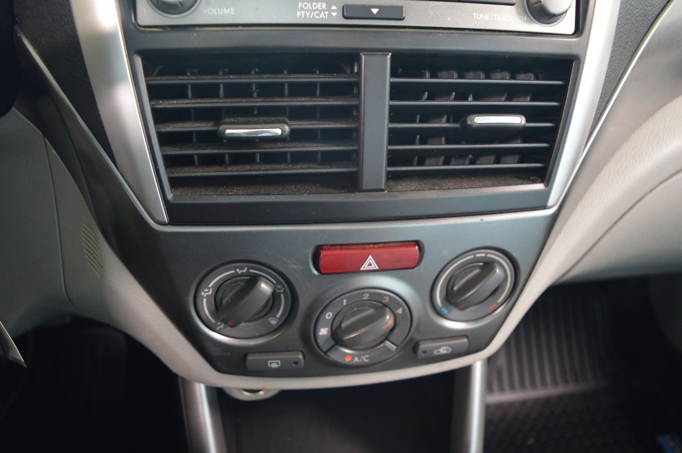 2011 Subaru Forester 2.5X photo 25