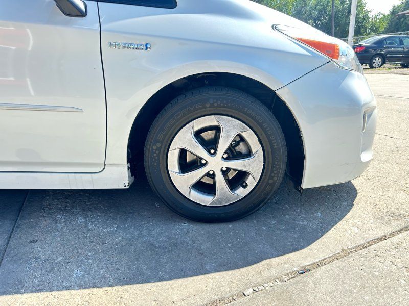 2015 Toyota Prius Two - null exterior view 13