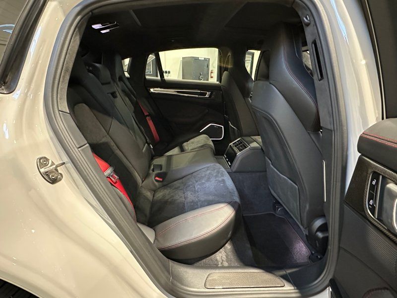 2023 Porsche Panamera GTS, photo 21