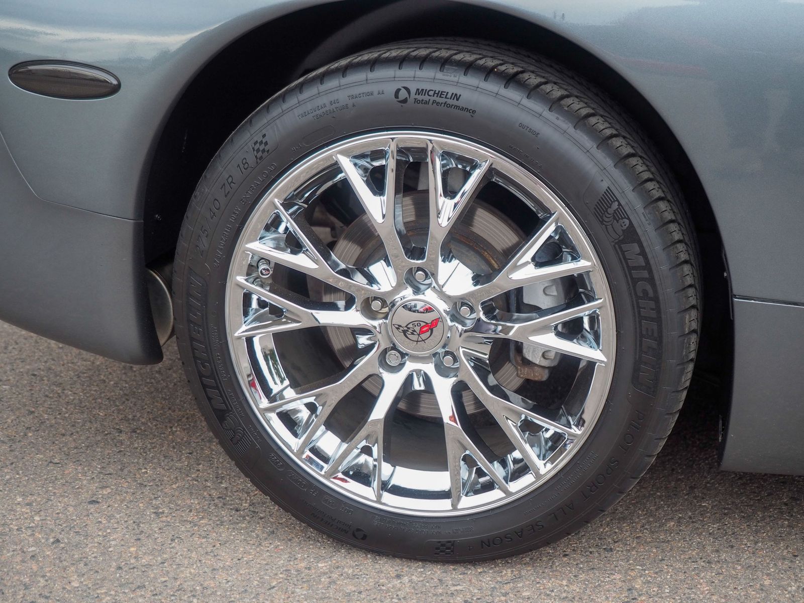 2003 Chevrolet Corvette 33