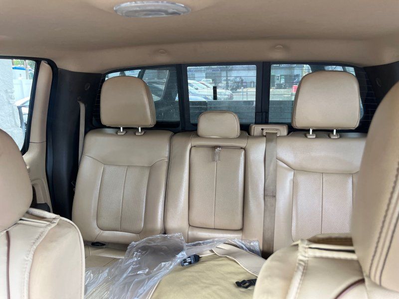 2013 Ford F-150 Lariat photo 27