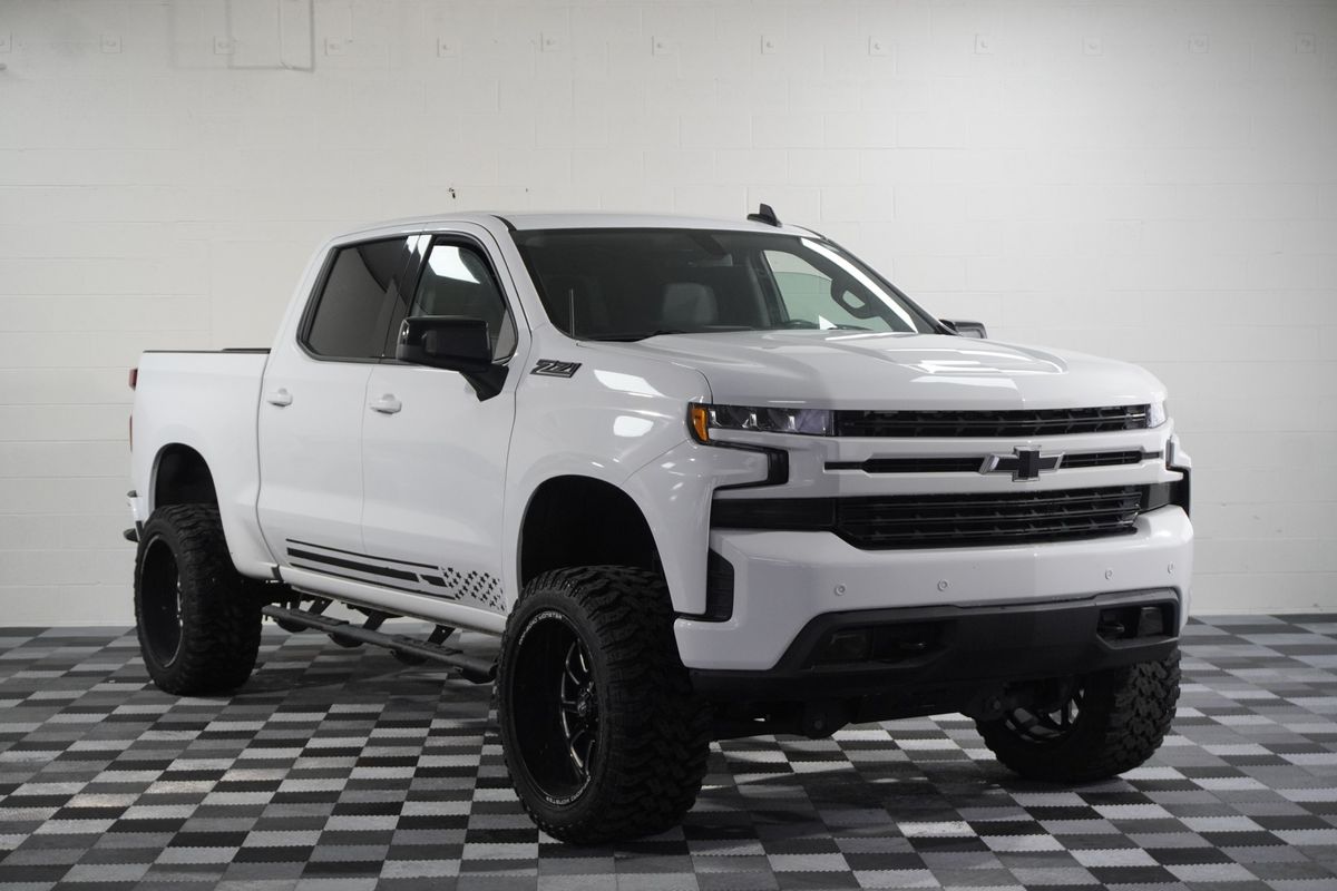 2021 Chevrolet Silverado 1500 4WD Crew Cab Short Bed RST