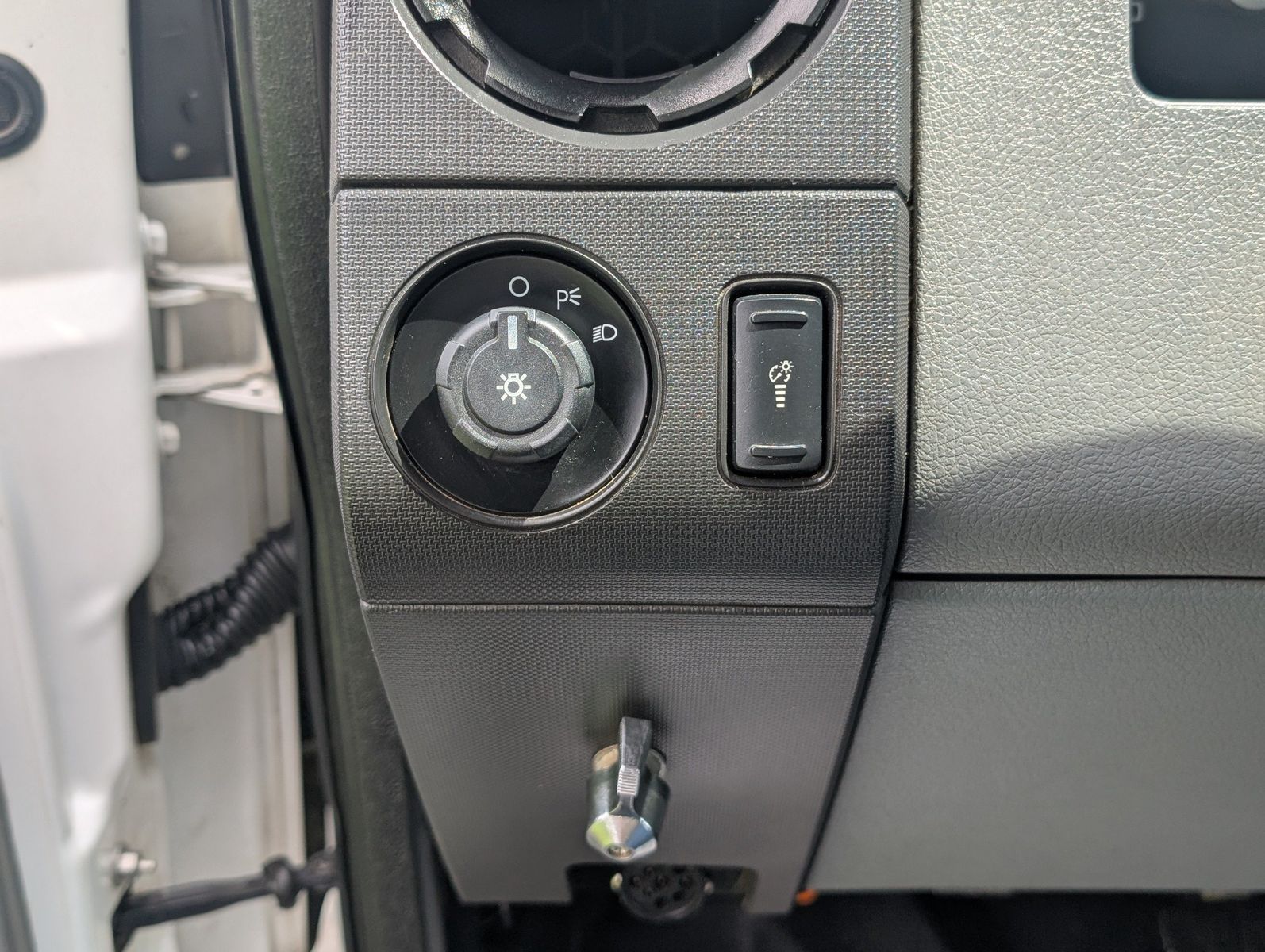 2015 Ford F-750 127