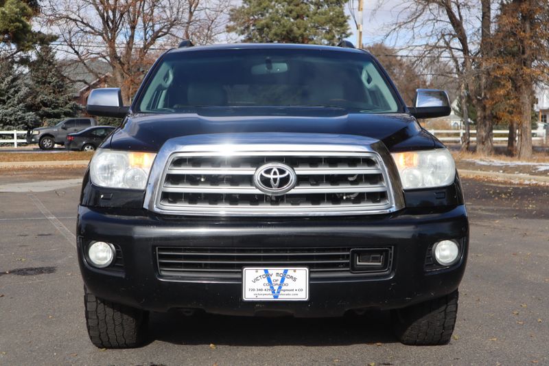 2010 Toyota Sequoia Photos