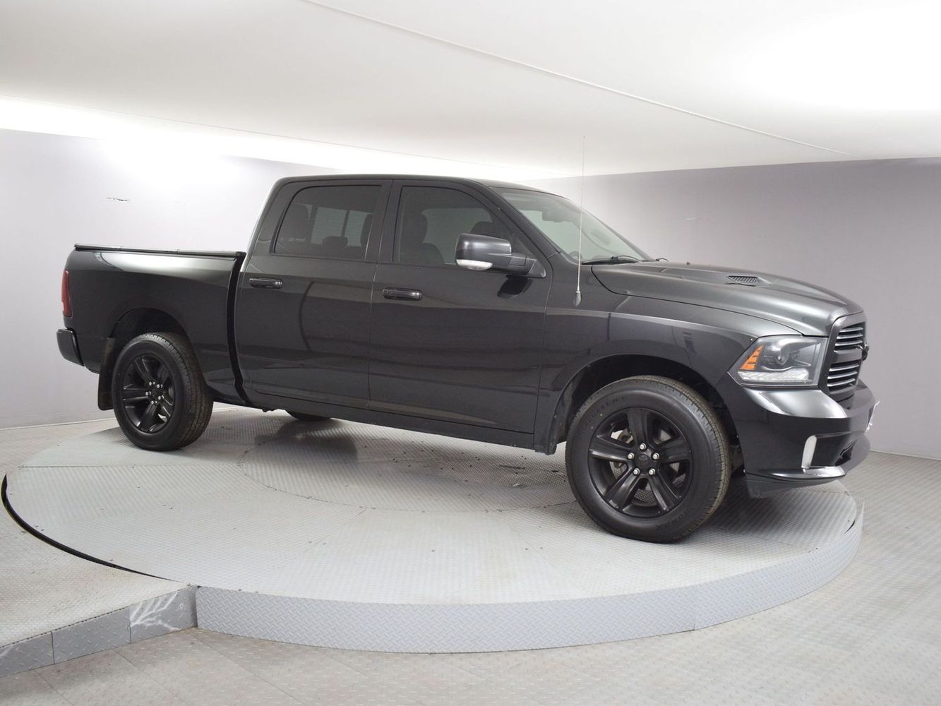 2015 RAM Ram 1500 Sport photo 10