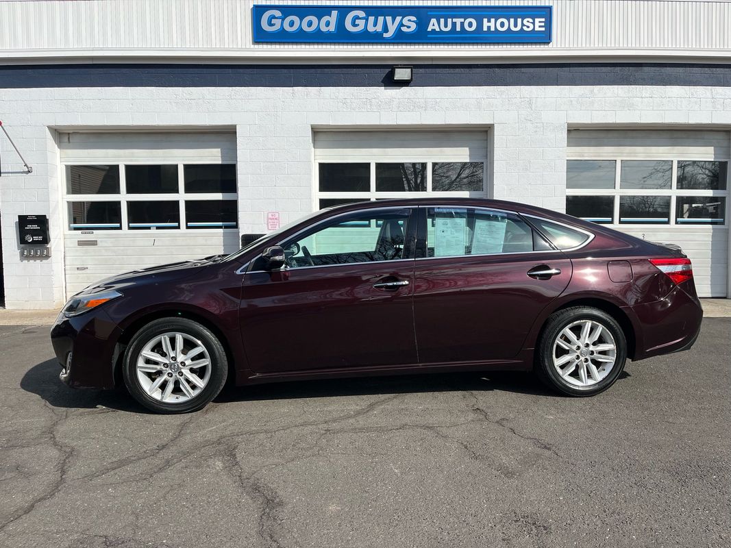 2015 Toyota Avalon XLE Premium Sedan Front-Wheel Drive 6-Speed Automatic