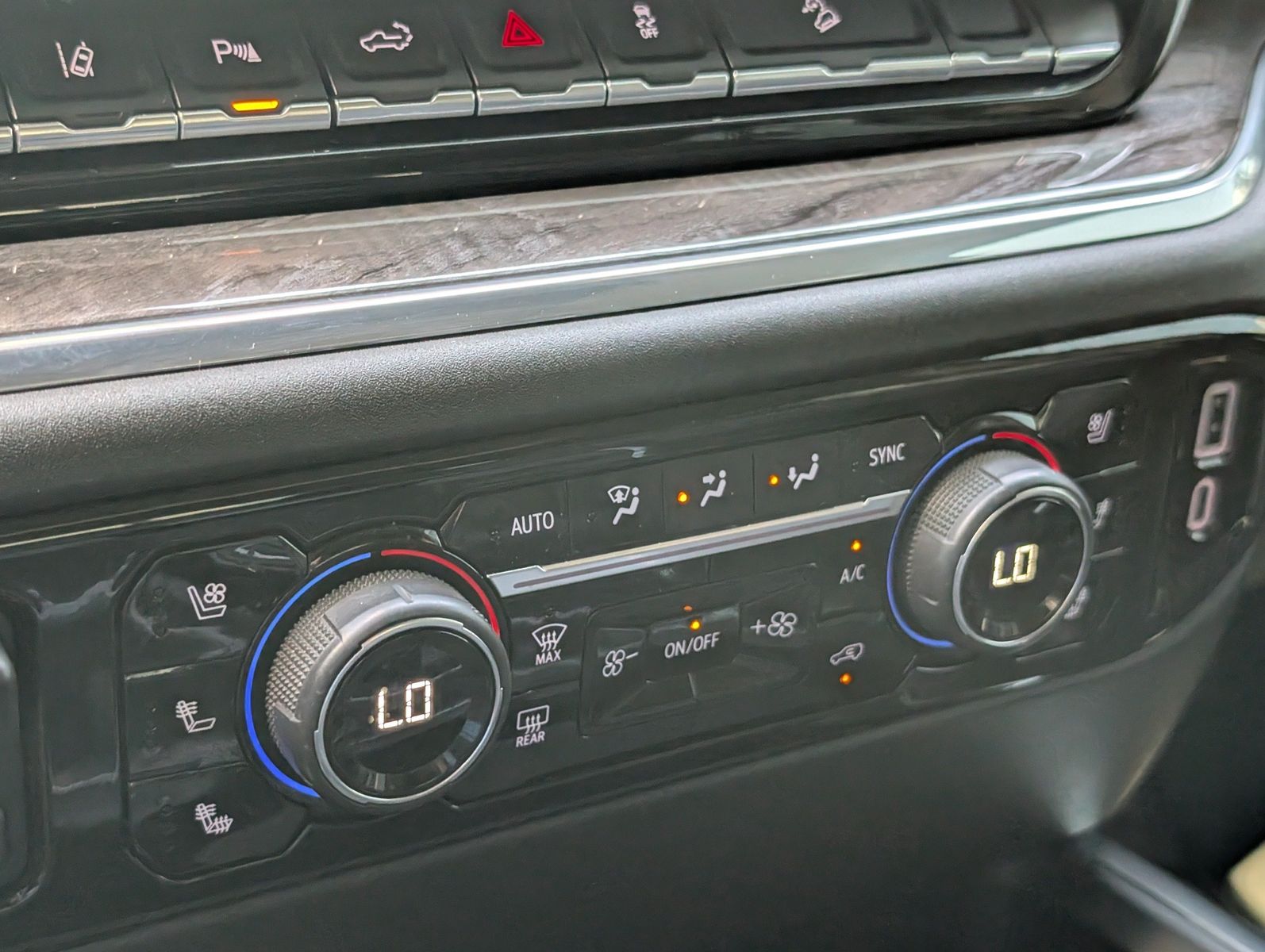 2024 Chevrolet Silverado 2500HD 76