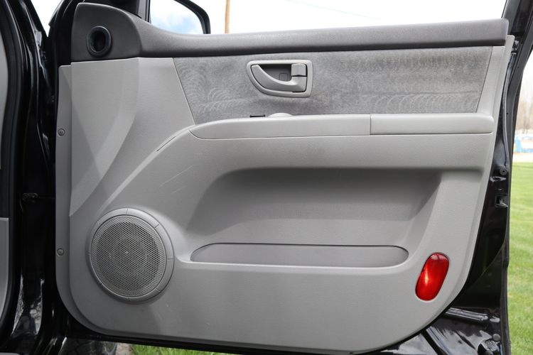 2008 Kia Sorento LX | Victory Motors of Colorado