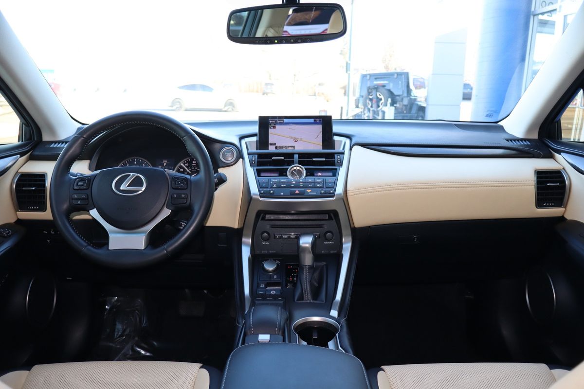 2015 Lexus NX 200t 