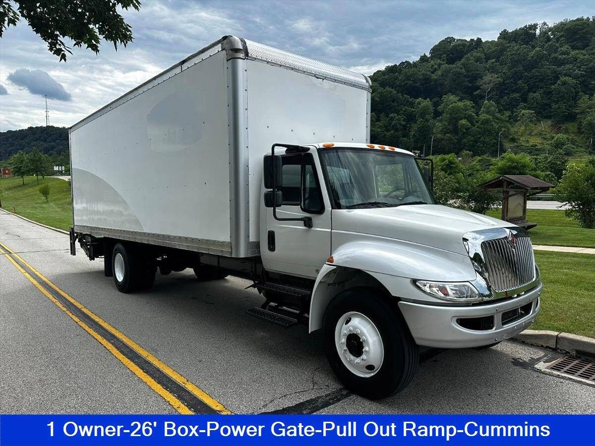 2019 International DuraStar 4300 1