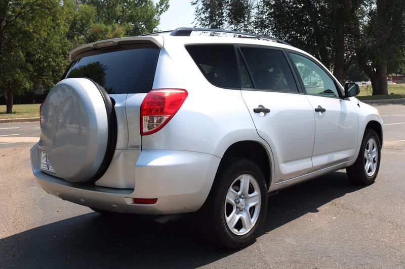 2006 Toyota RAV4 Photos