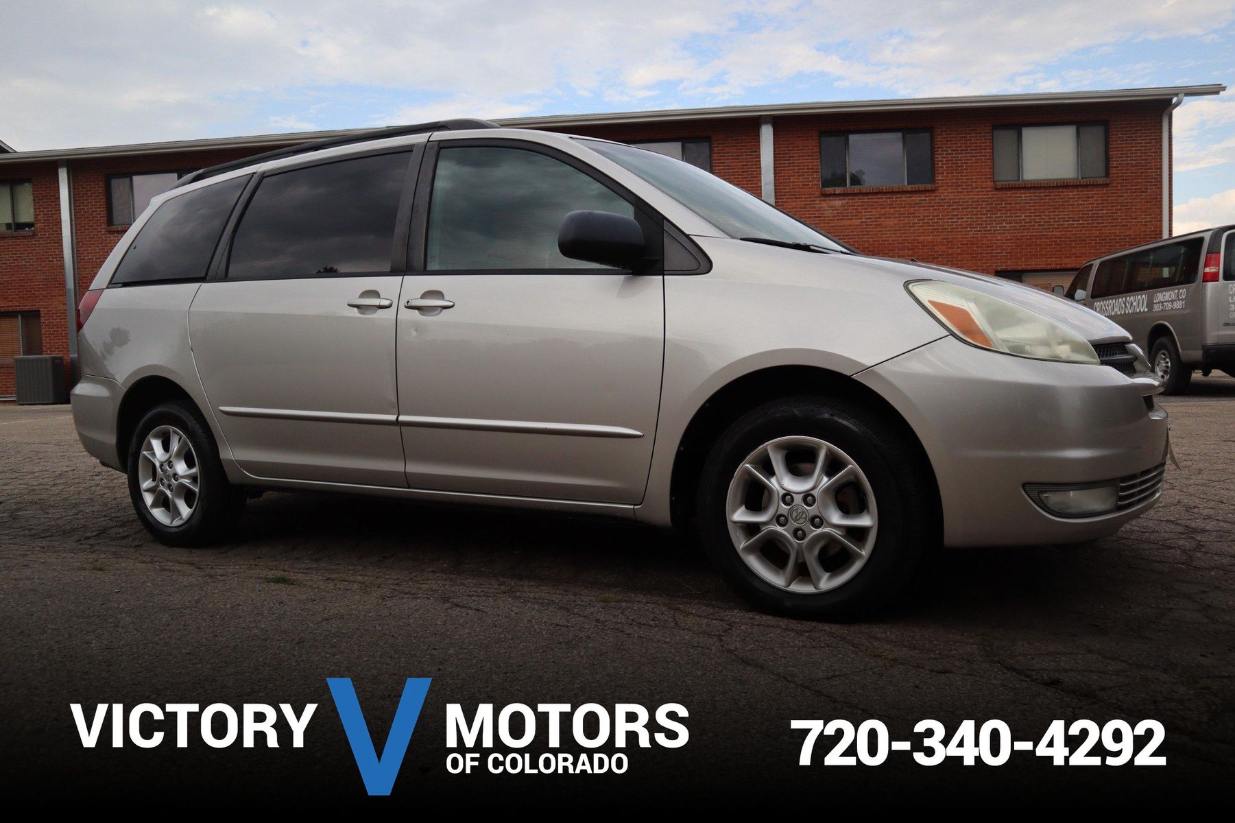 2004 Toyota Sienna XLE 7 Passenger | Victory Motors of Colorado