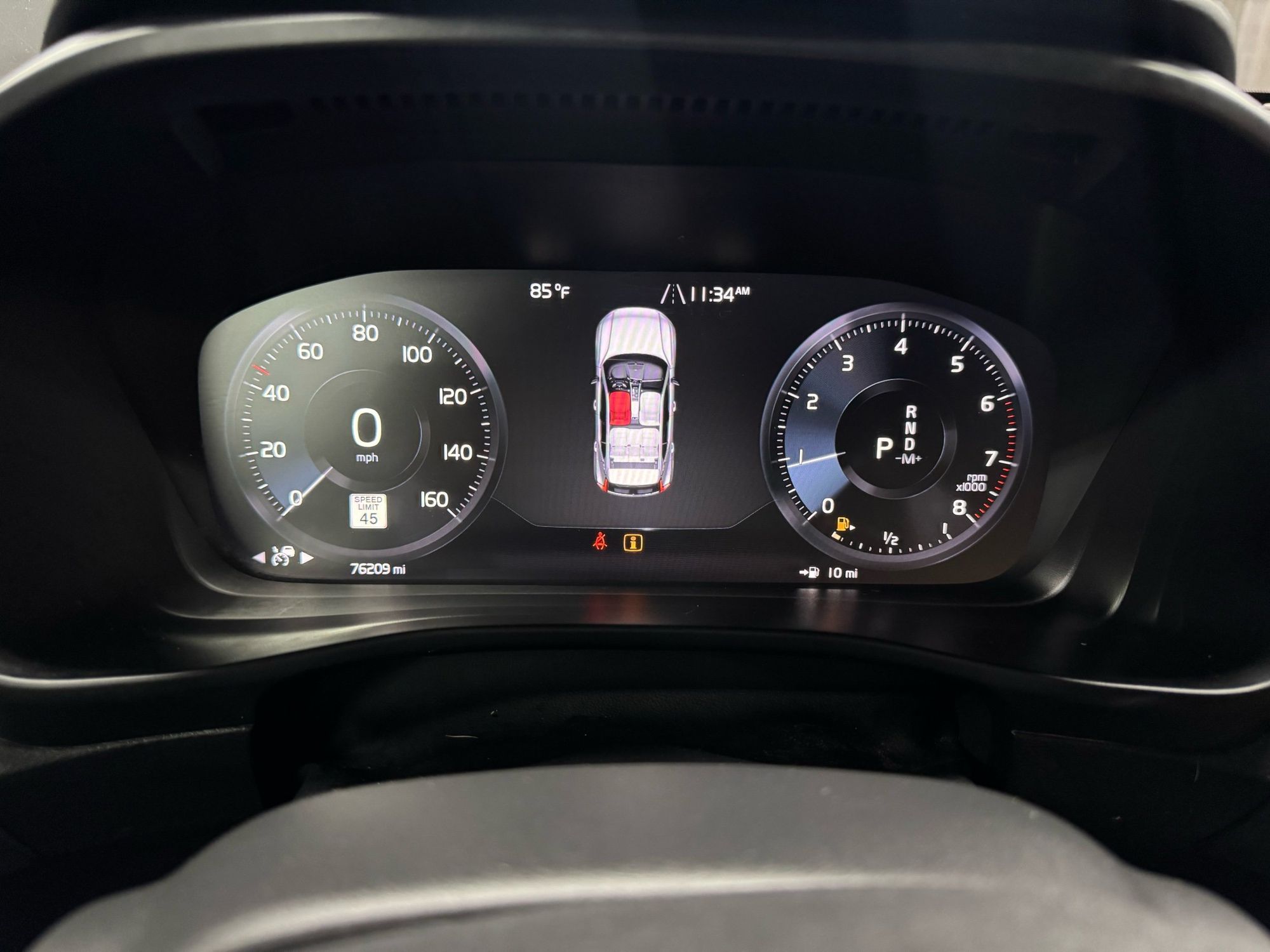 2019 Volvo XC40 T5 Momentum photo 25