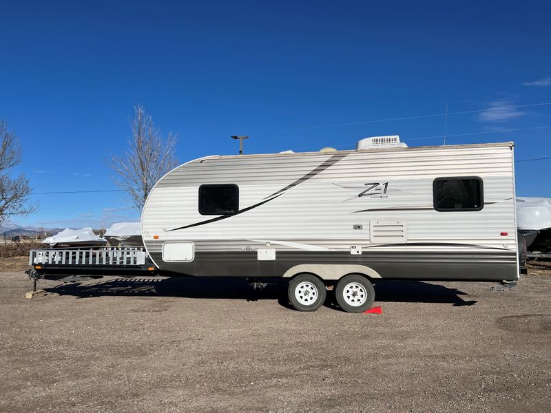 2013 CrossRoads Zinger Z1 ZT-218-TD | Sundance RV Marine Auto LLC