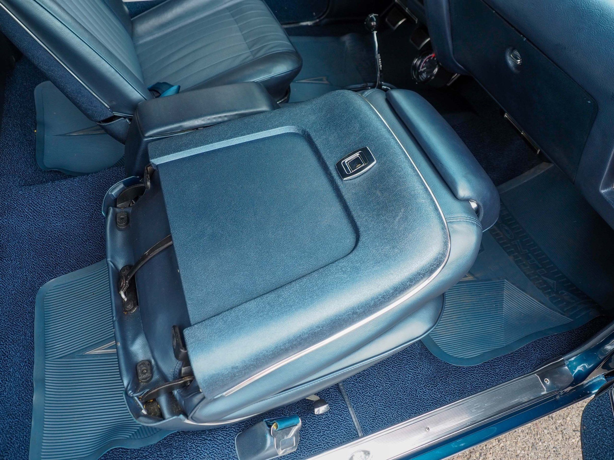 1970 Pontiac GTO Blue 