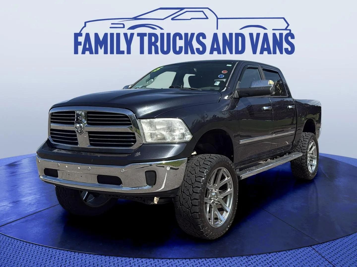 2015 RAM 1500 Big Horn/Lone Star 4x4 Crew Cab's photo