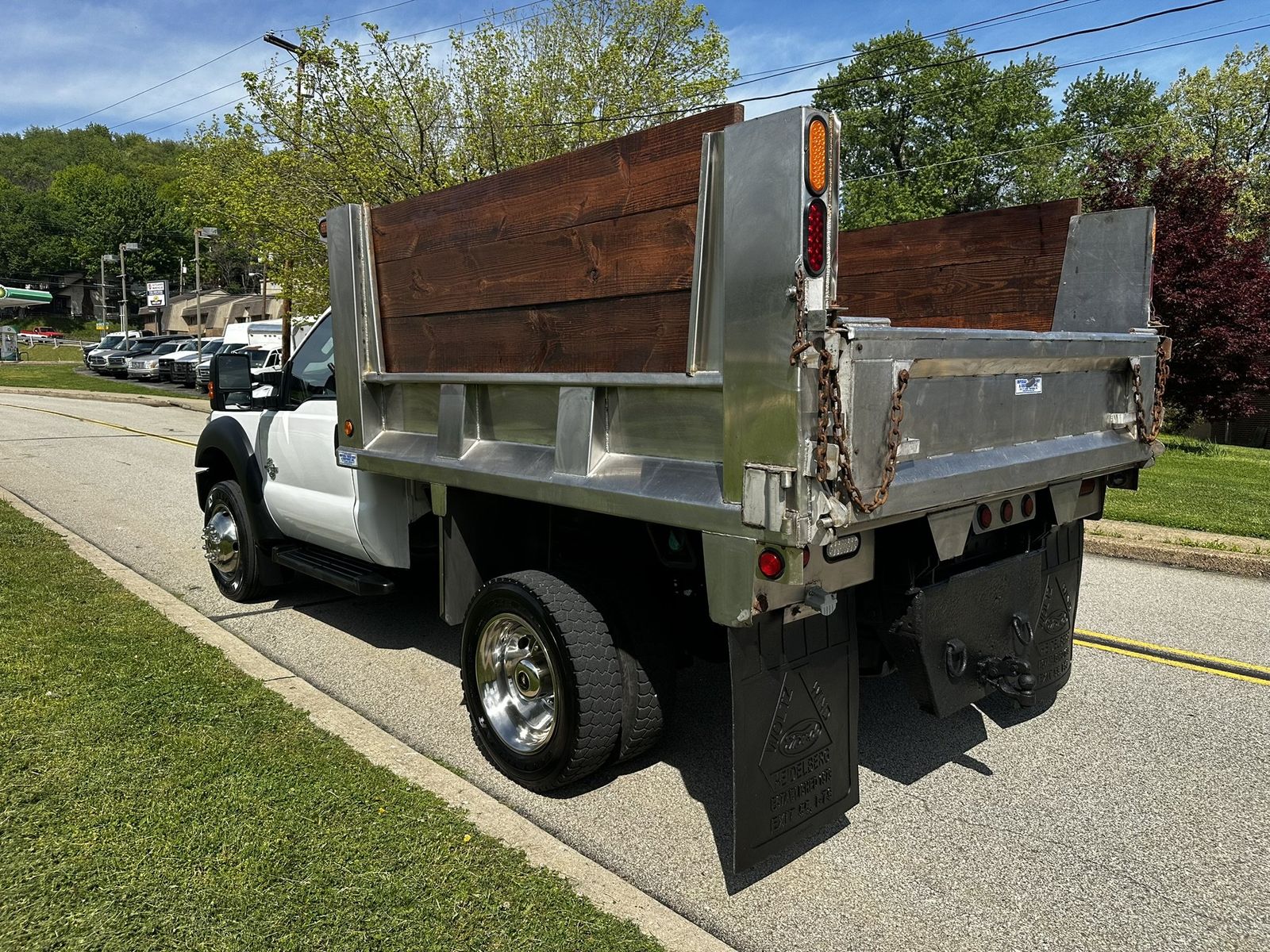 2014 Ford F-550 Chassis 56