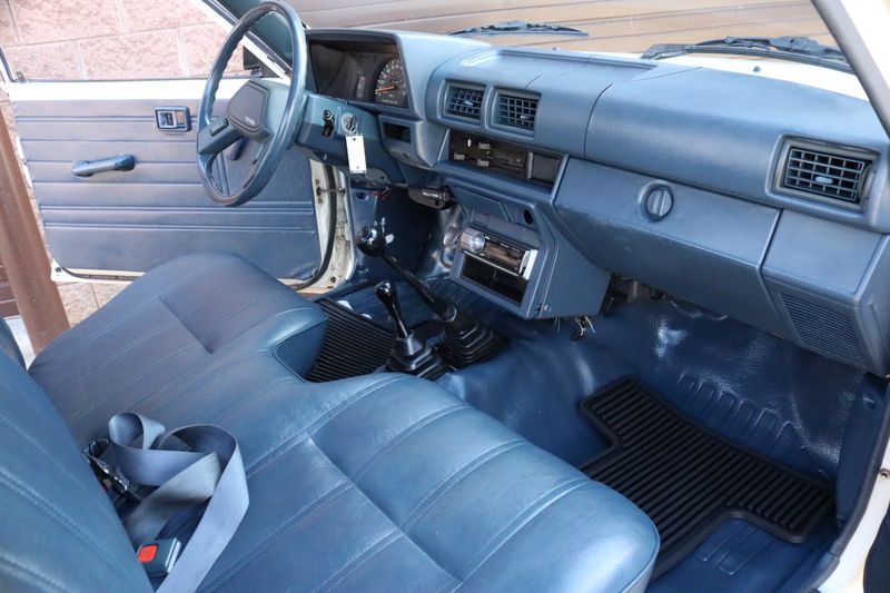 1987 Toyota Pickup Interior