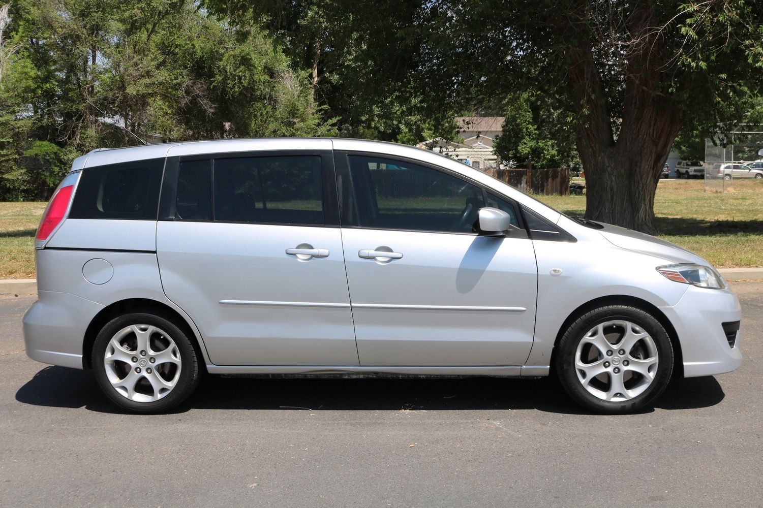 2009 Mazda Mazda5 Sport | Victory Motors of Colorado