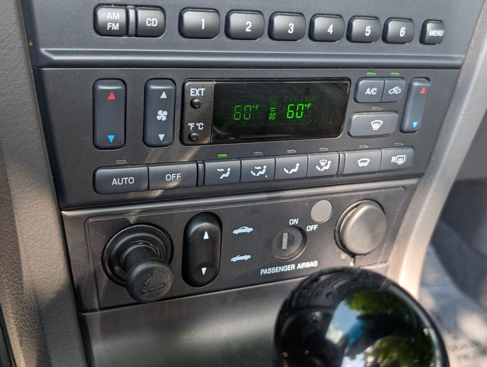 2002 Ford Thunderbird 108
