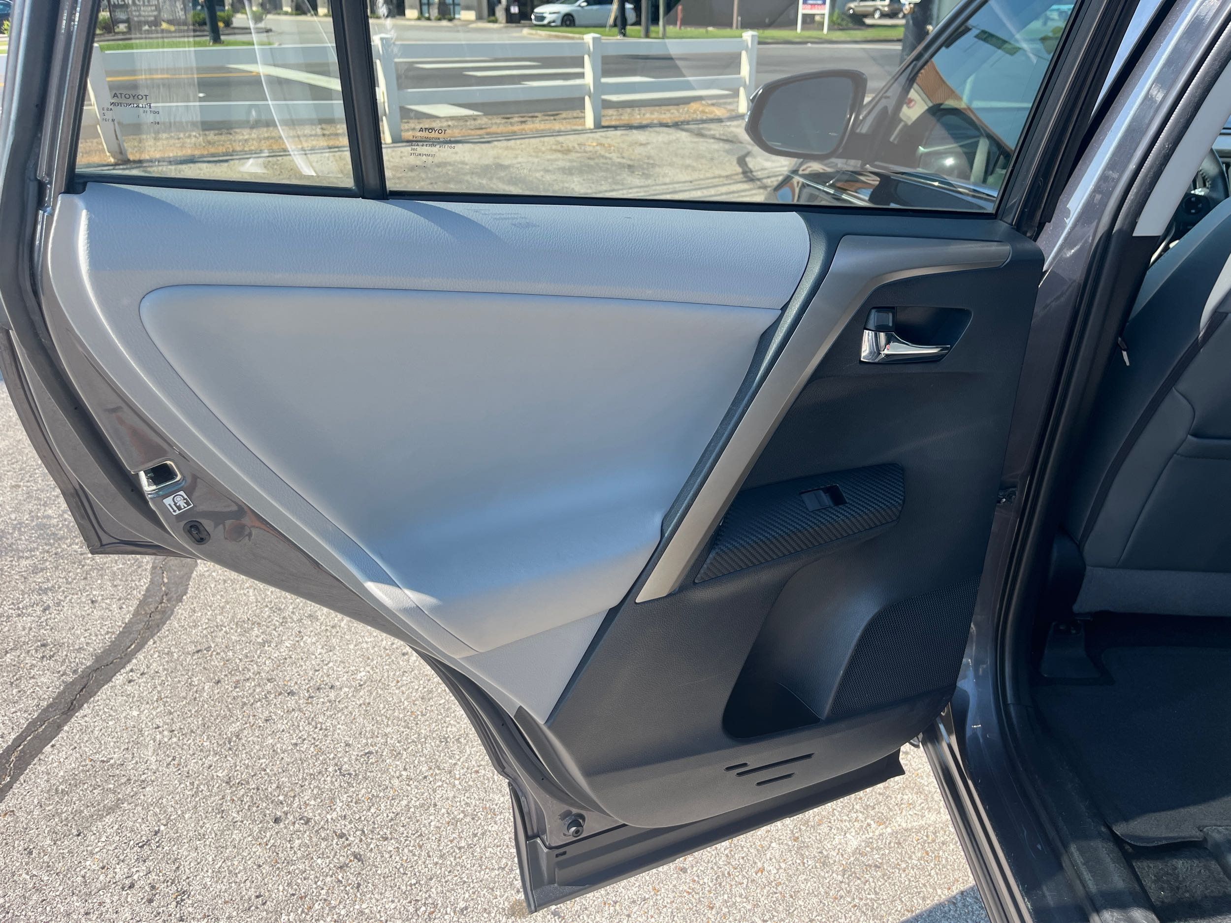 2013 Toyota RAV4 Limited - Photo 12