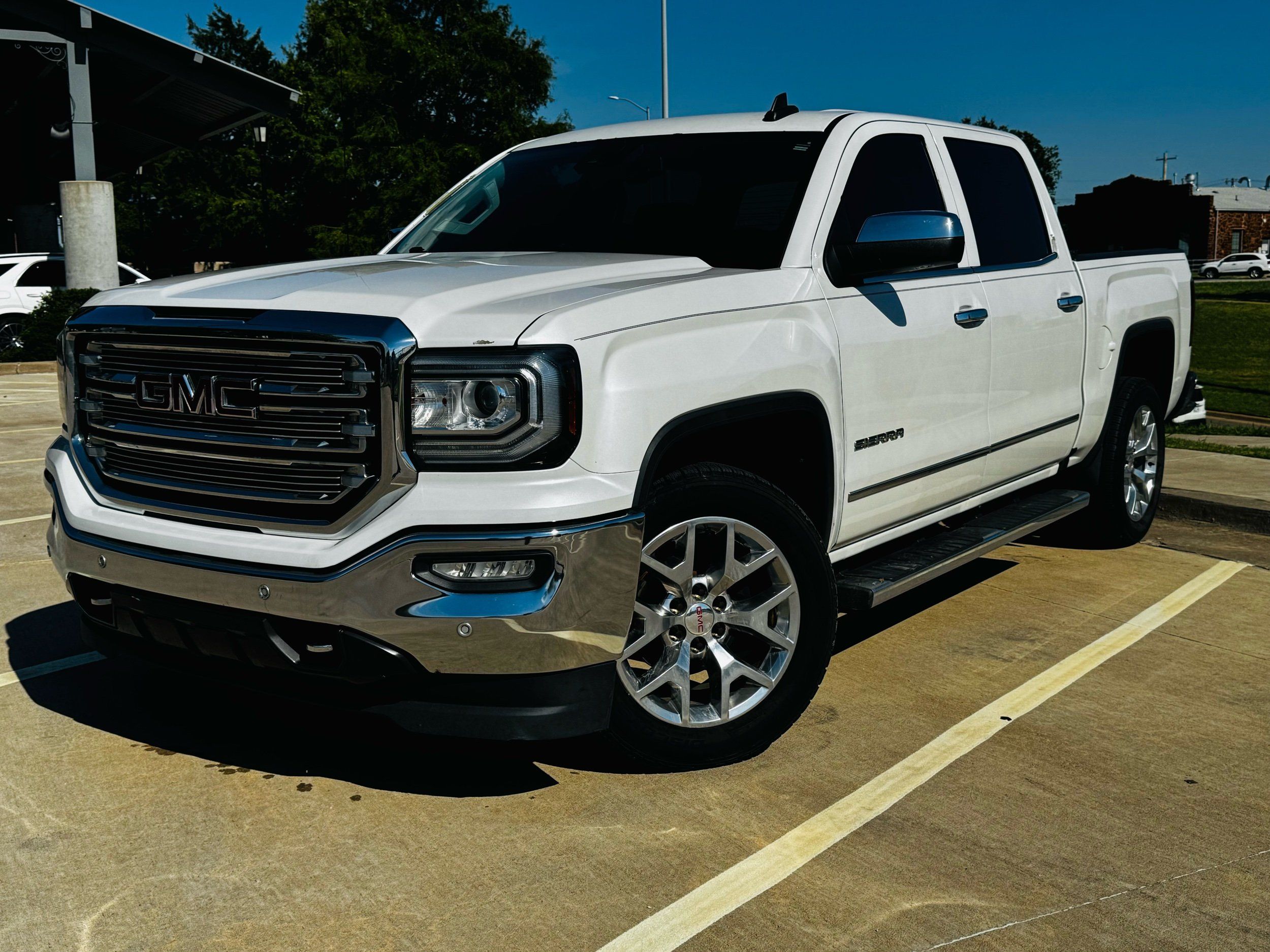 2017 GMC Sierra 2WD Crew Cab Short Box SLT's photo