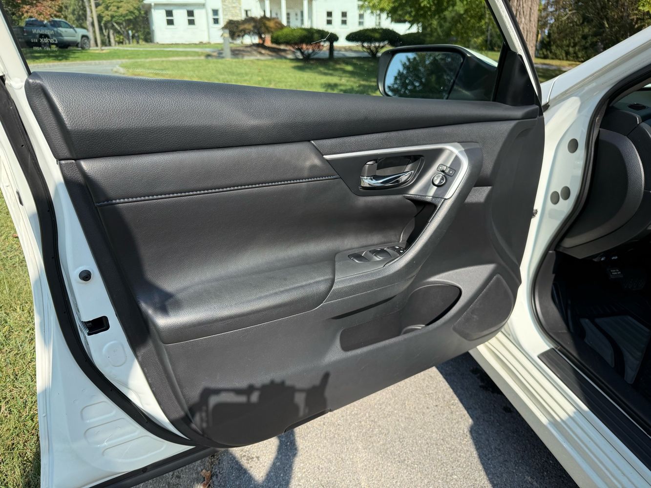 2018 Nissan Altima 2.5 SR photo 13