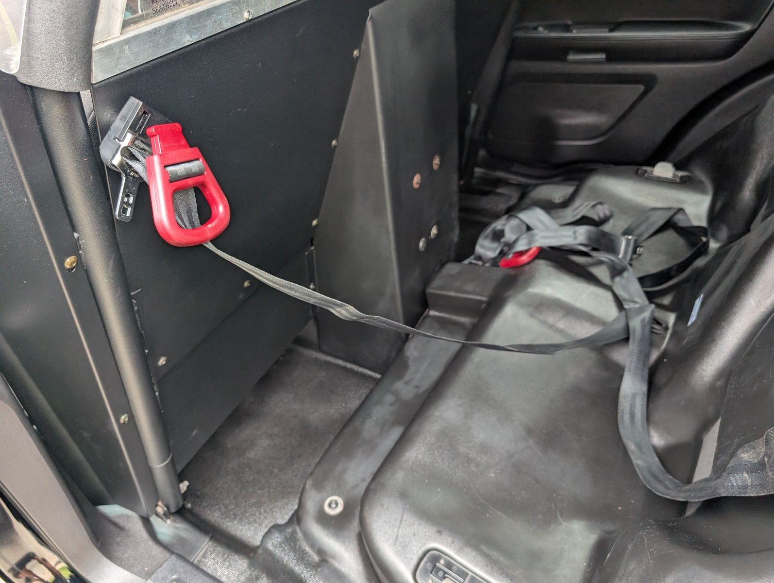 2016 Ford Utility Police Inter 60