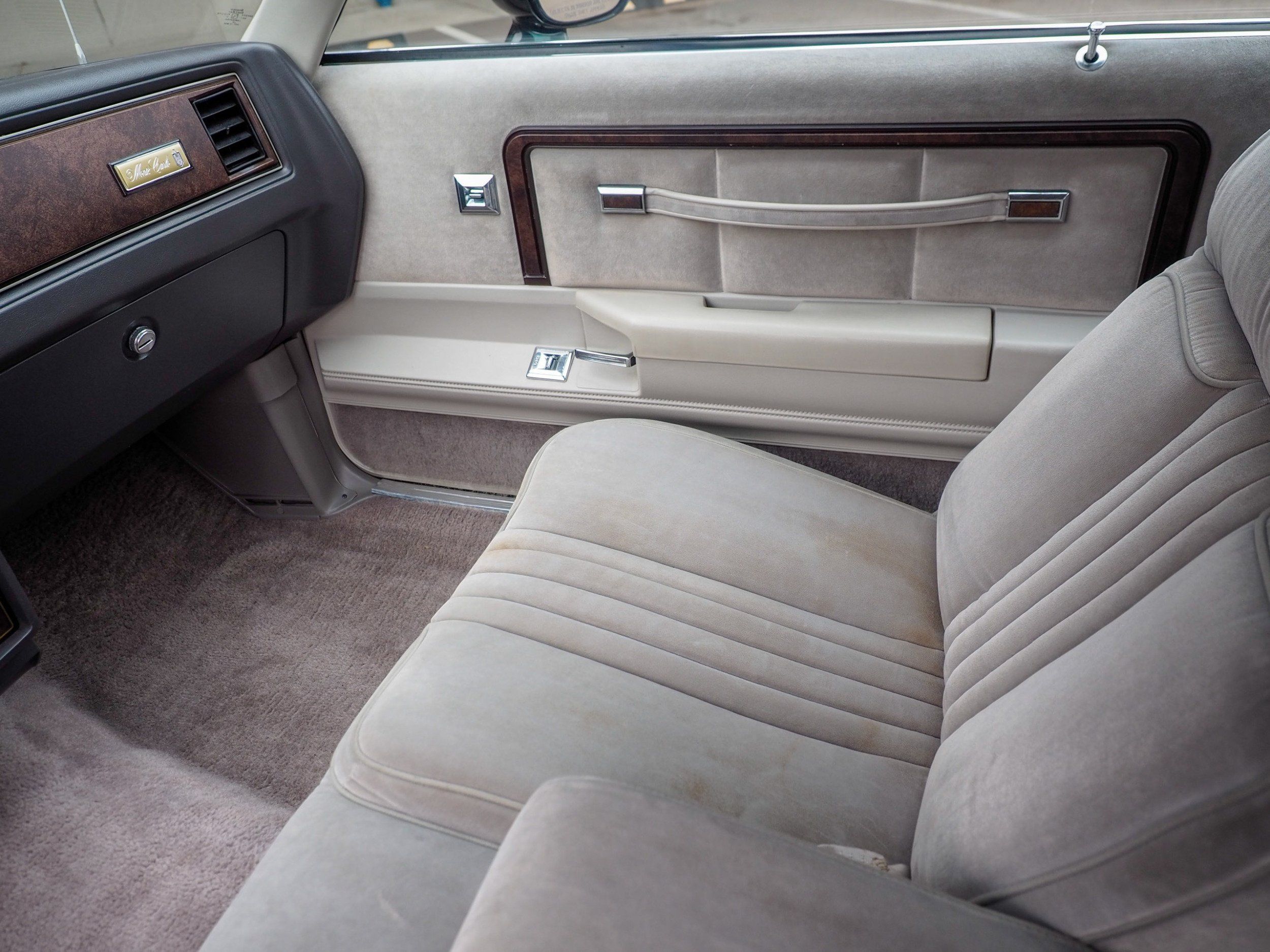 1984 Chevrolet Monte Carlo Black 