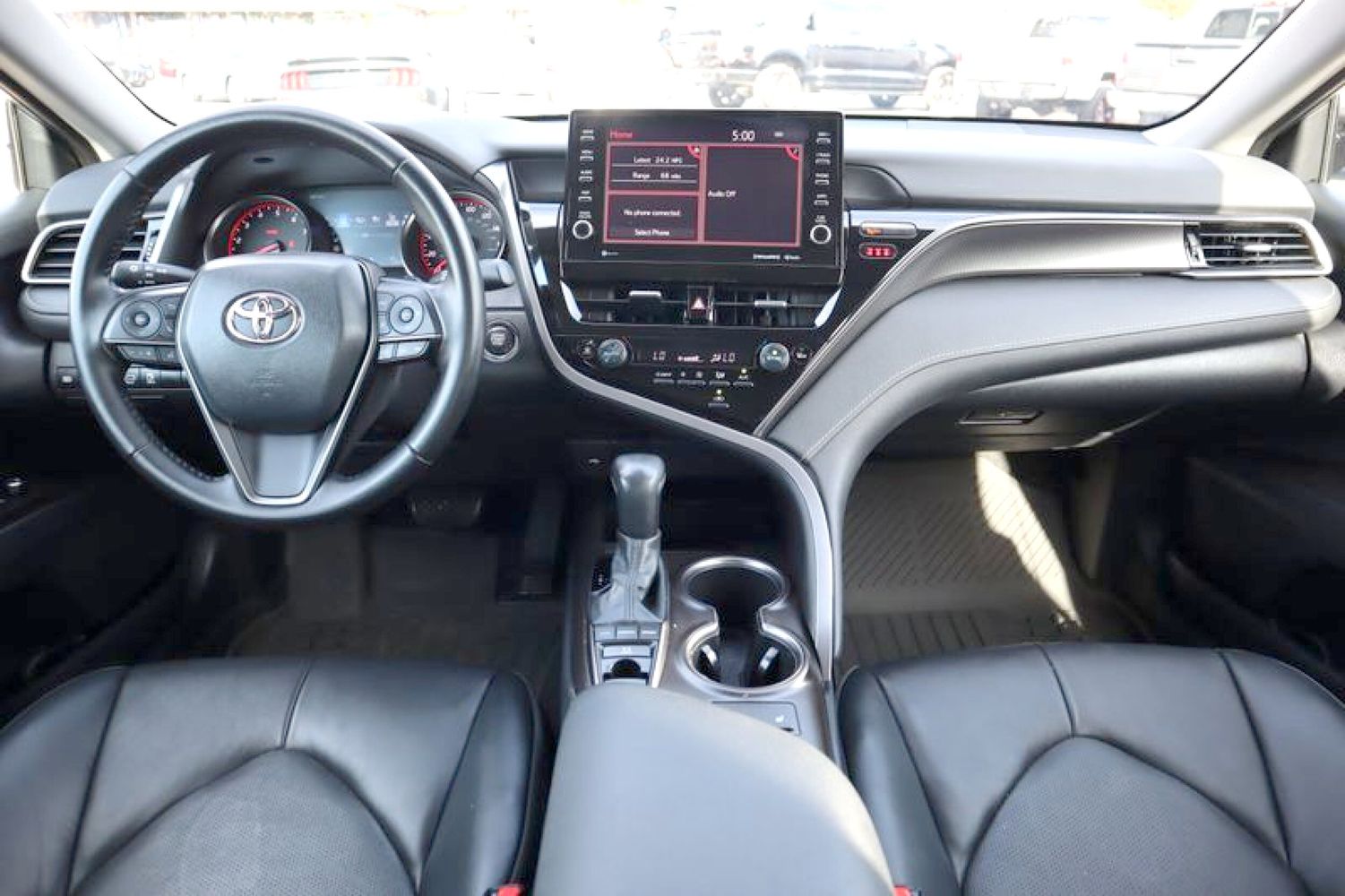 2021 Toyota Camry XSE photo 17