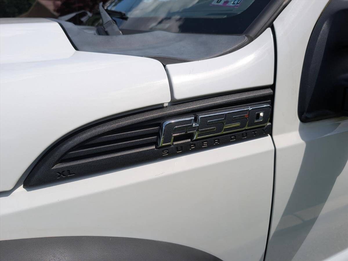 2011 Ford F-550 Super Duty 88