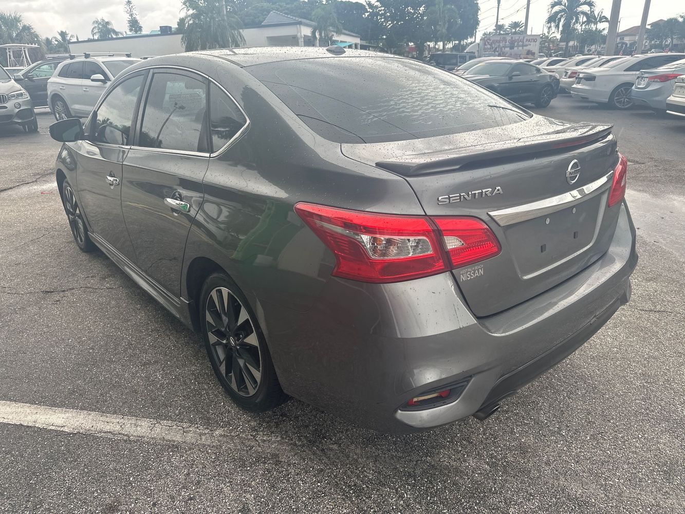 2017 Nissan Sentra photo 4