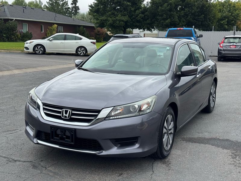 2015 Honda Accord — LX, photo 1 of 13