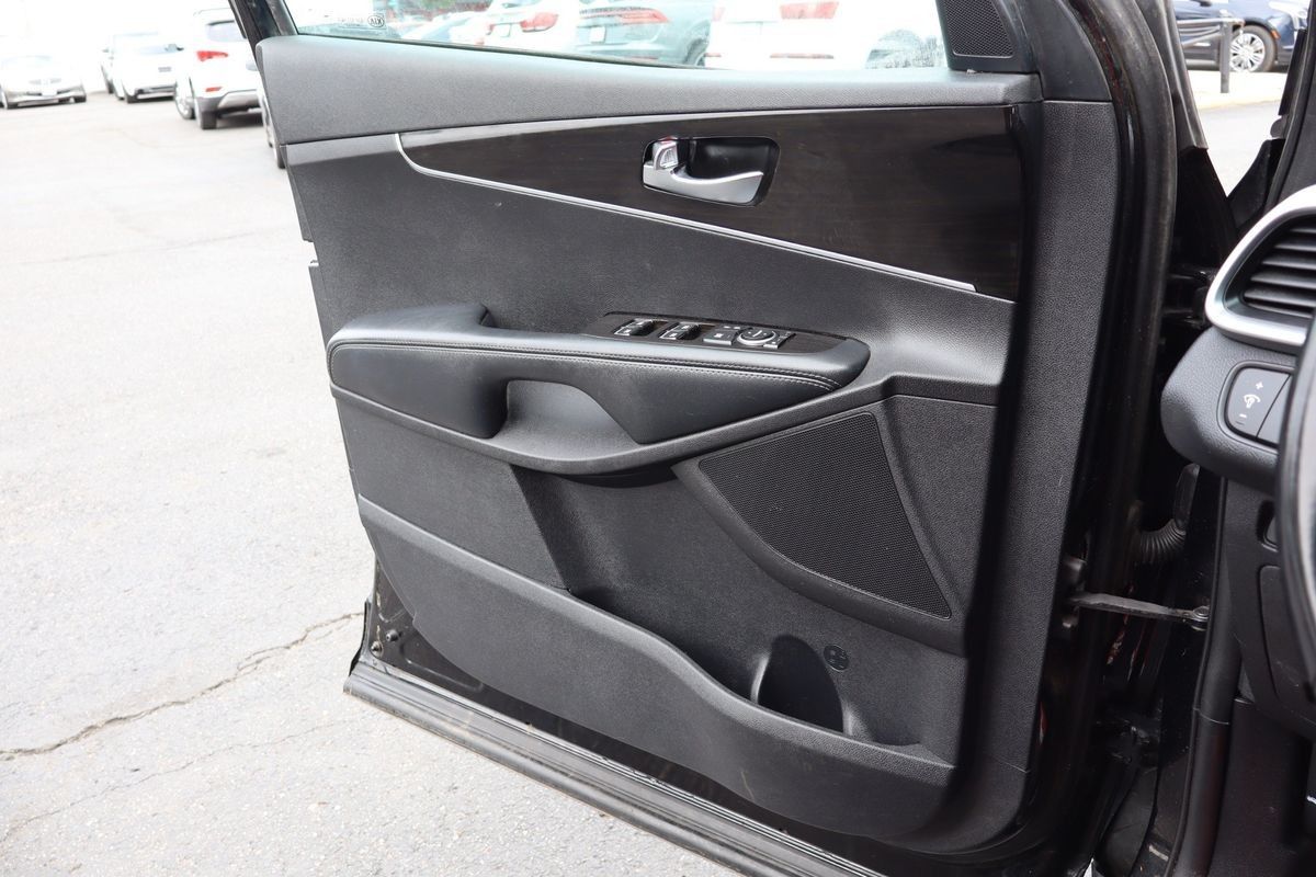 2019 Kia Sorento LX V6