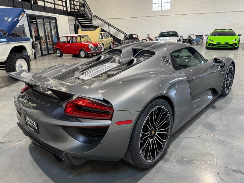 2015 Porsche 918 Spyder, photo 5