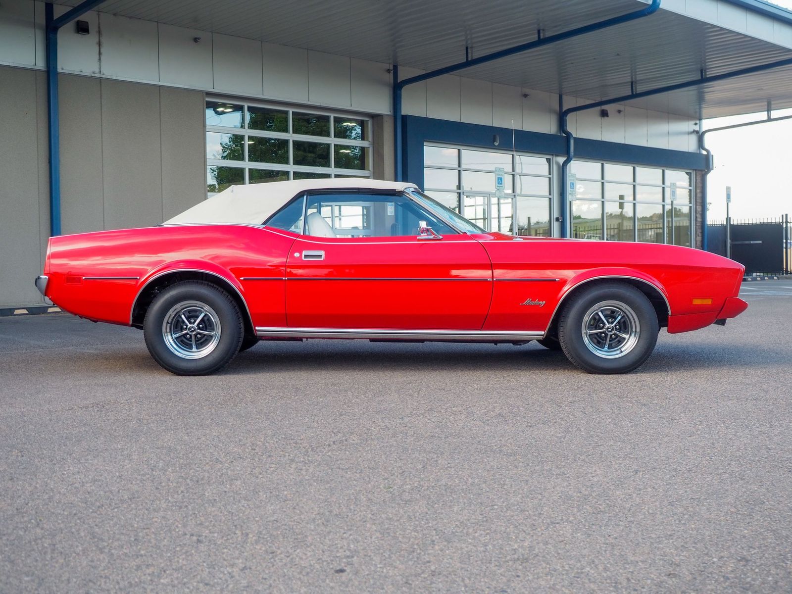 1973 Ford Mustang 14
