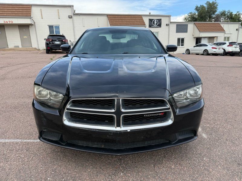 2014 Dodge Charger SE photo 2