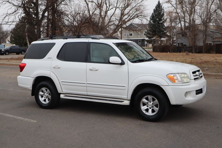 2005 Toyota Sequoia SR5 Victory Motors of Colorado
