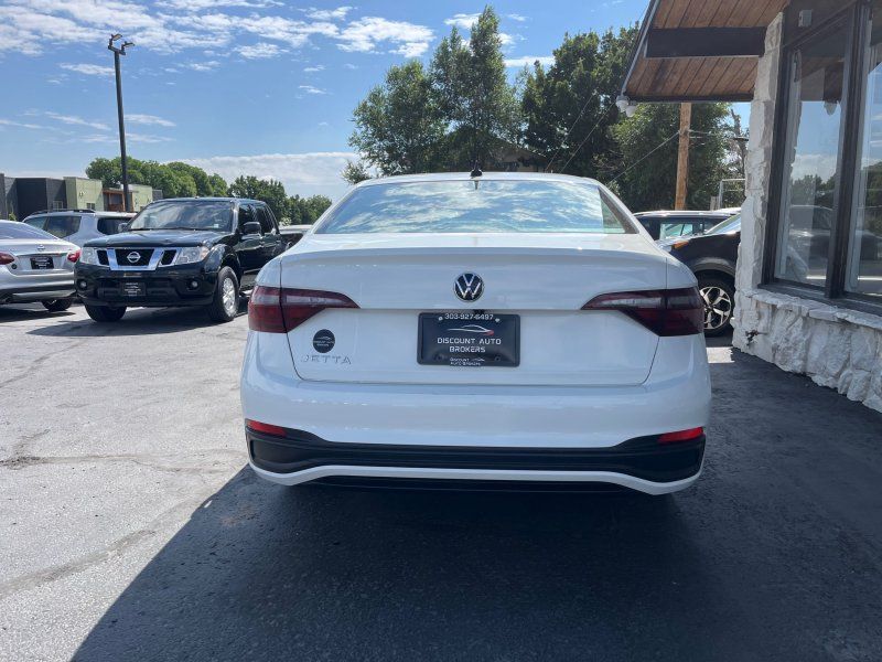 2022 Volkswagen Jetta S photo 4