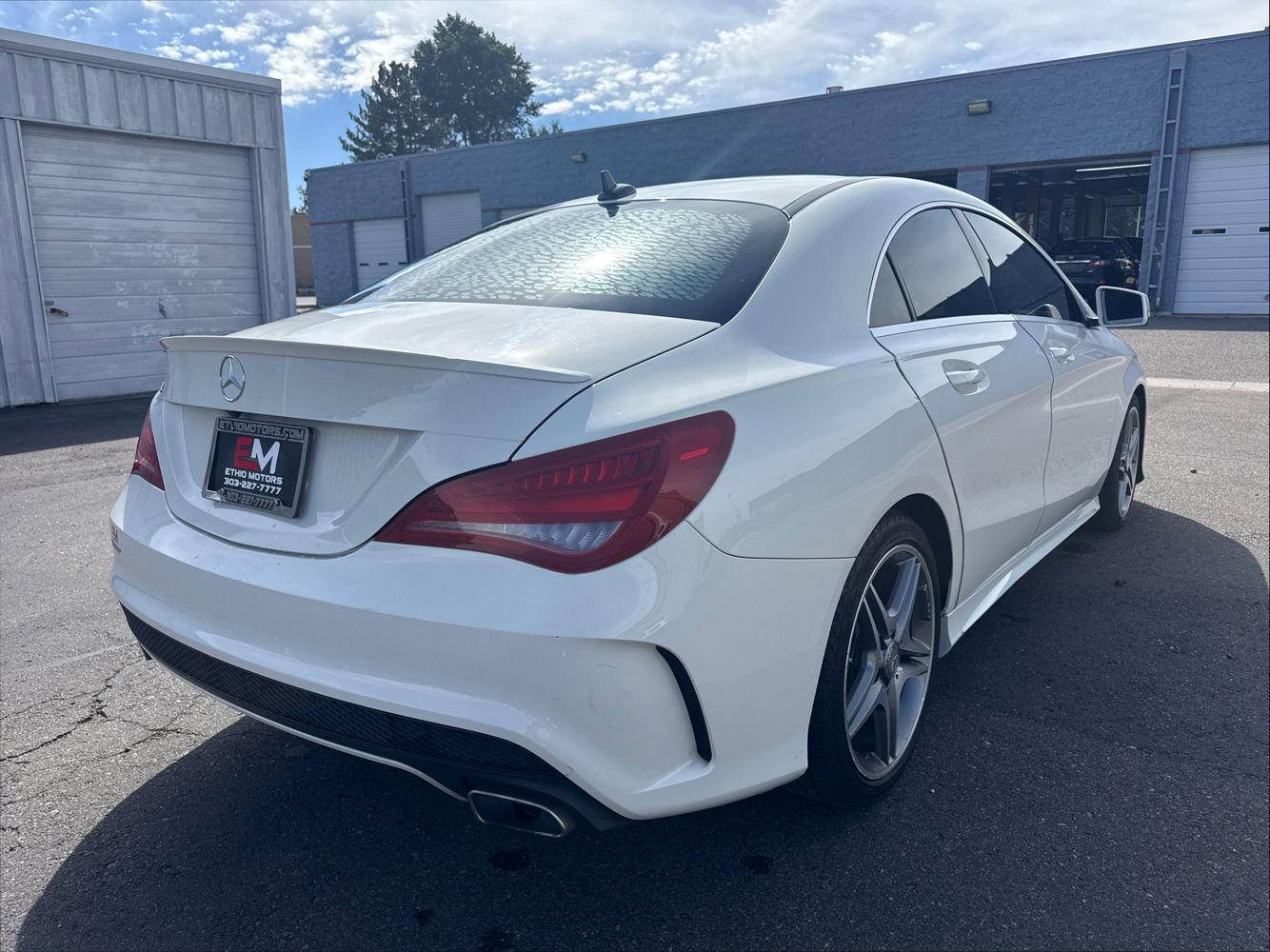 2015 Mercedes Benz CLA 250 photo 4