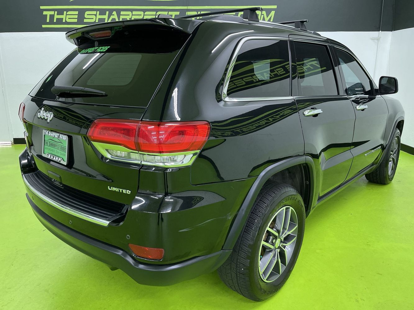 2017 Jeep Grand Cherokee Limited photo 4