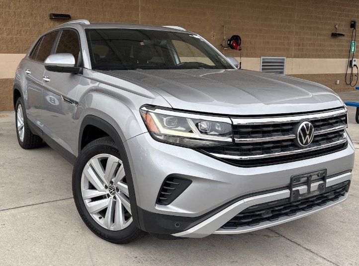 2020 Volkswagen Atlas Cross Sport's photo