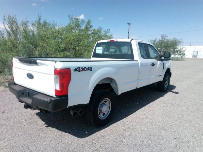 2017 Ford F-350 Super Duty XL - Photo 8