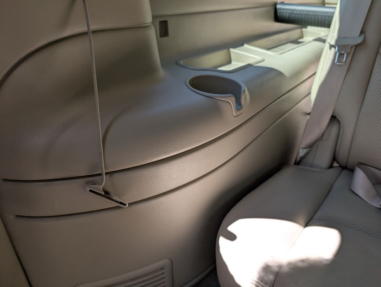 2004 Cadillac Escalade ESV 179
