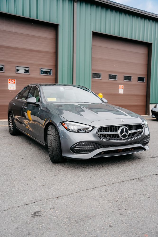 2024 Mercedes Benz C 300 photo 3