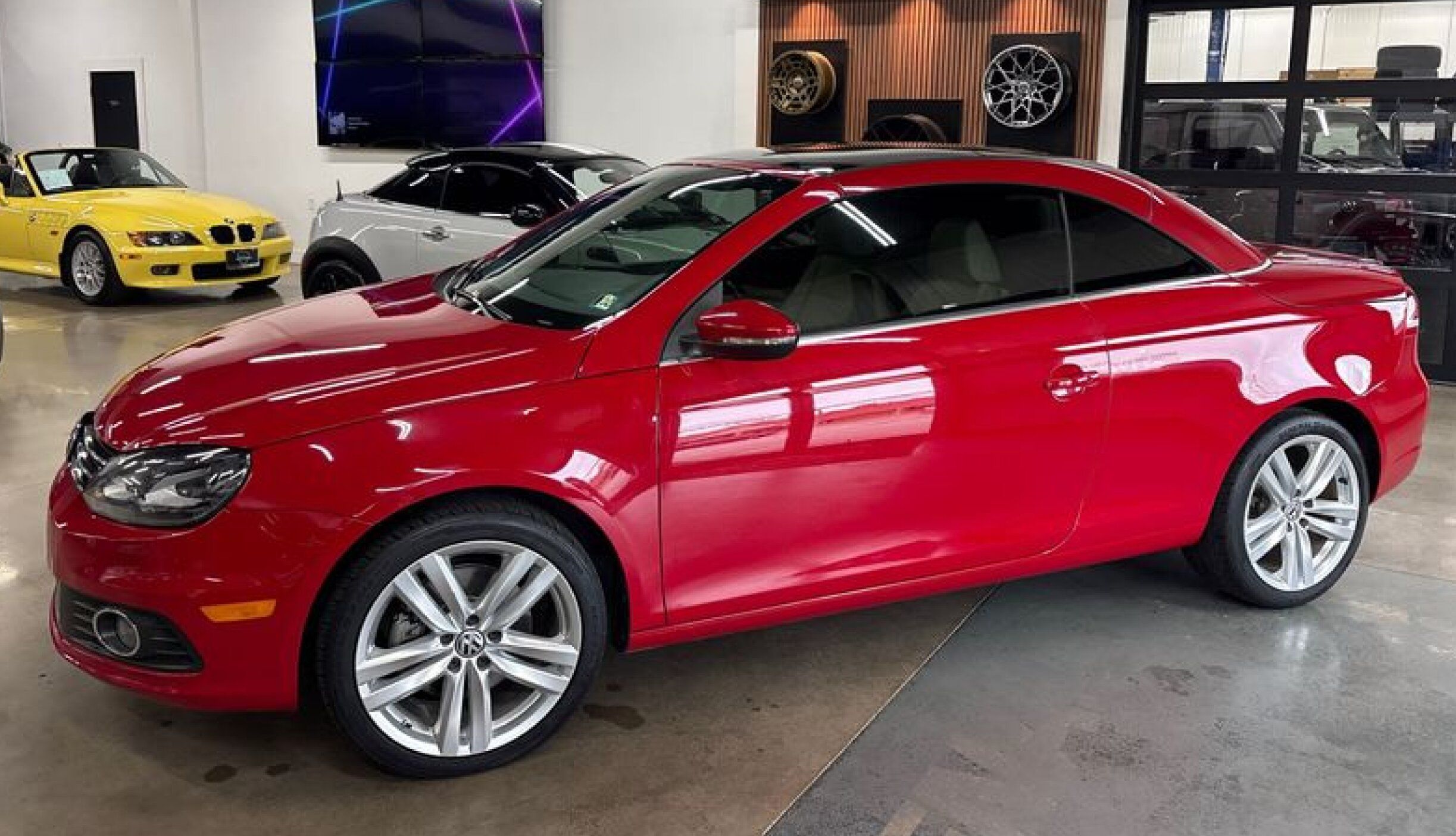2014 Volkswagen Eos Executive DSG's photo