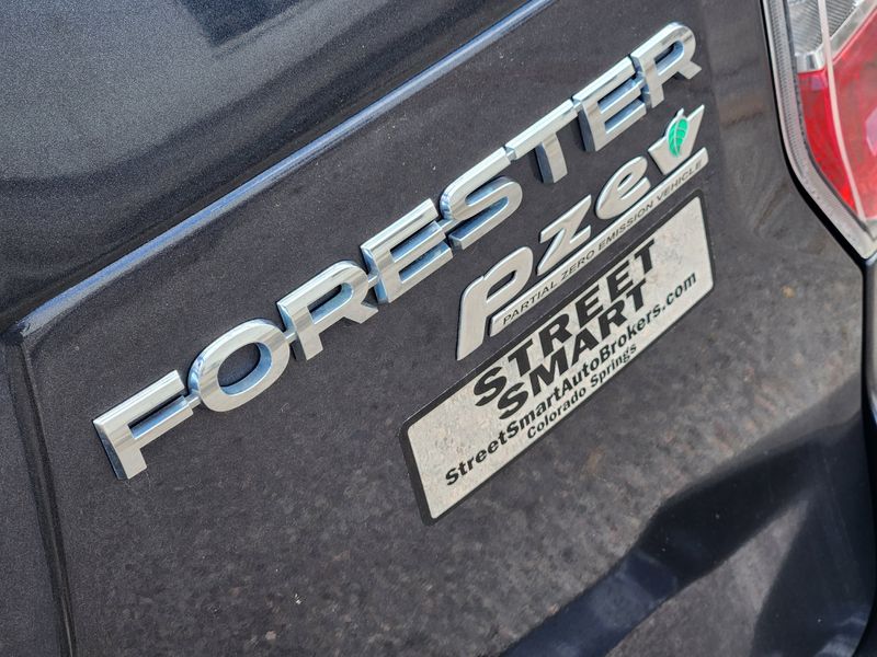 2016 Subaru Forester 2.5i Limited photo 13