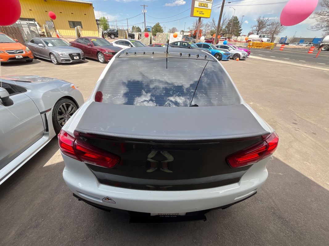 View vehicle photo 6