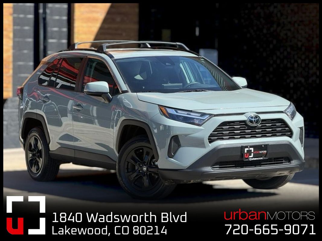 2022 Toyota RAV4 XLE FWD Gris SUV/Crossover Tracción delantera 8 velocidades Automática