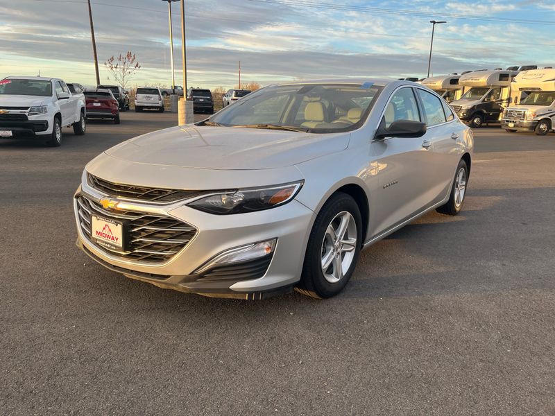 2020 Chevrolet Malibu's photo